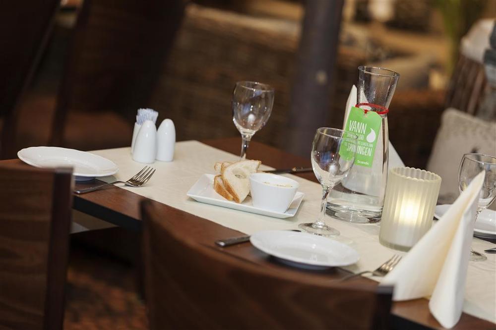 Dyreparken Safarihotell Kristiansand Restaurant photo